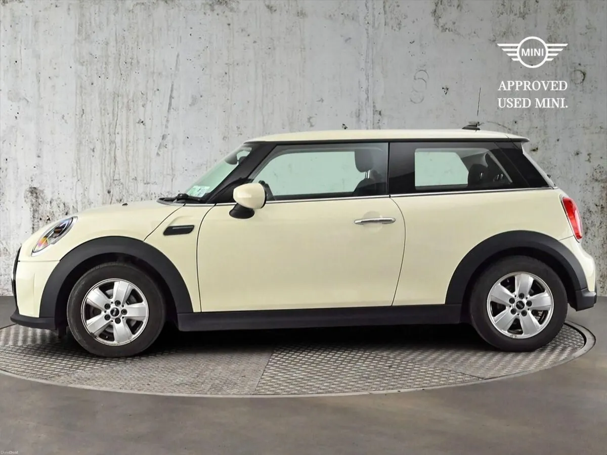 Mini Cooper 3-Door Cooper Classic - Image 3