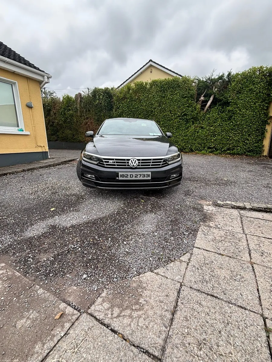 VW Passat R-Line - Image 2