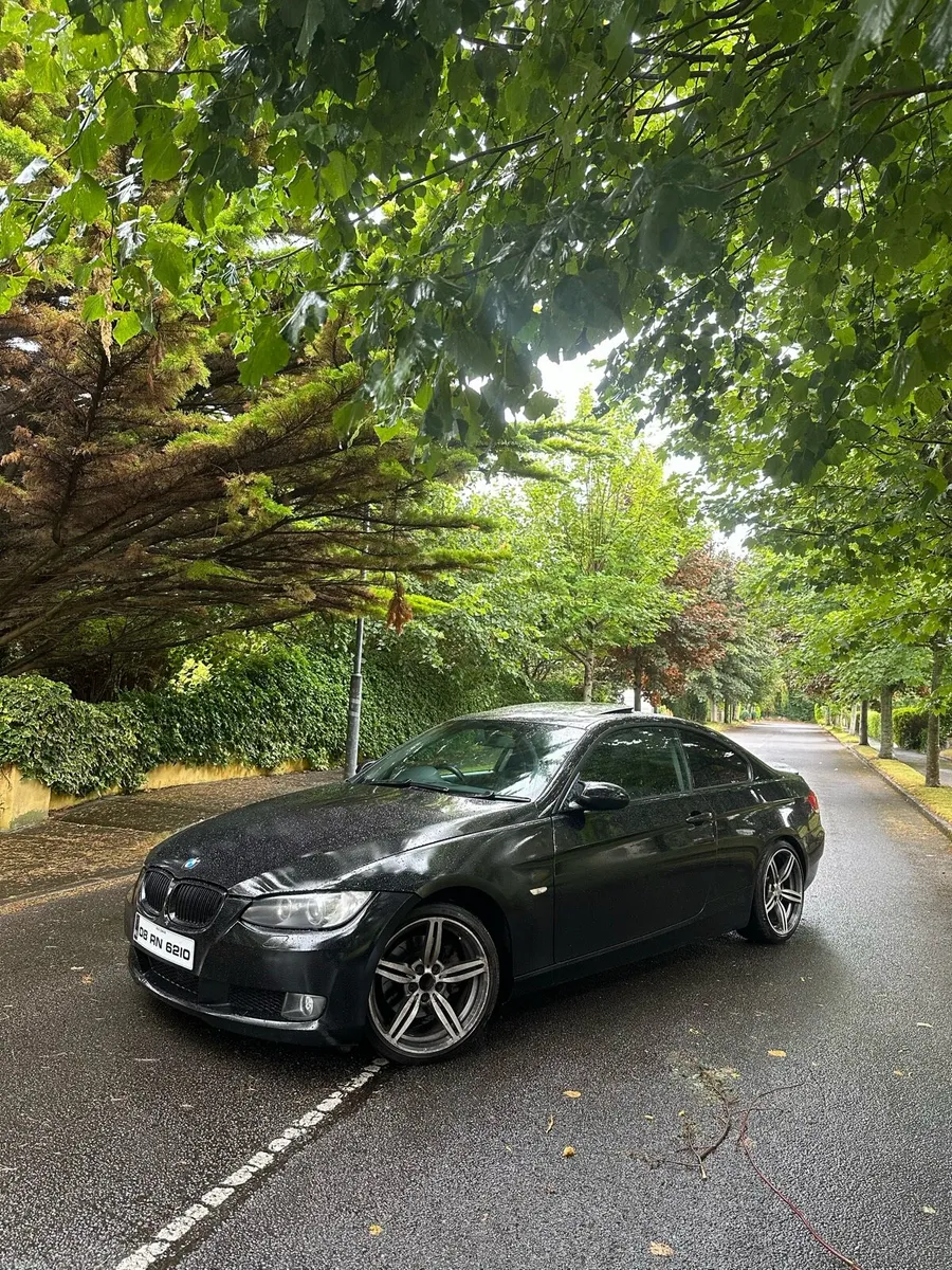 Sunroof bmw 320D coupe - Image 1