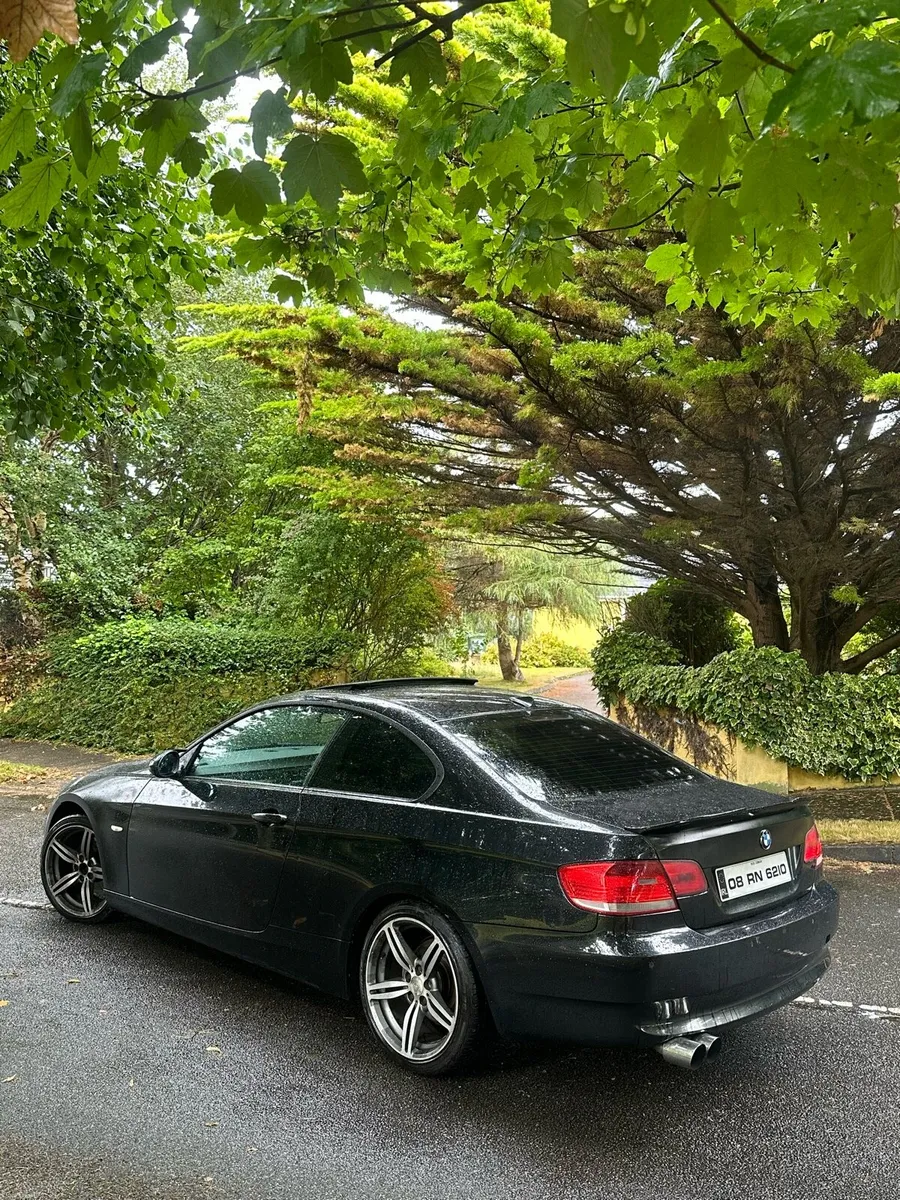 Sunroof bmw 320D coupe - Image 3