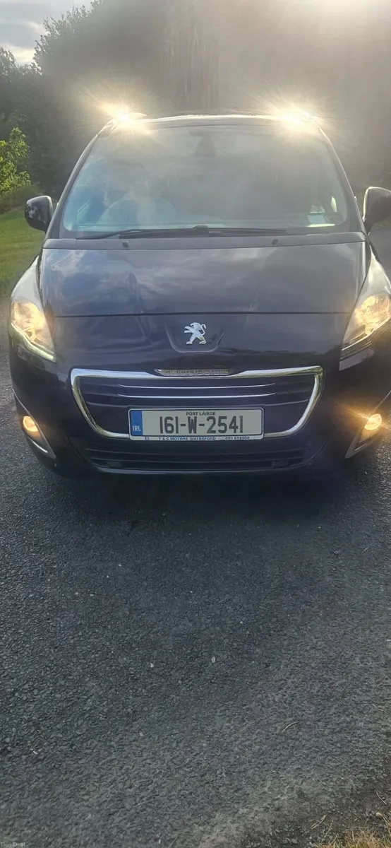 Peugeot 5008 - Image 2