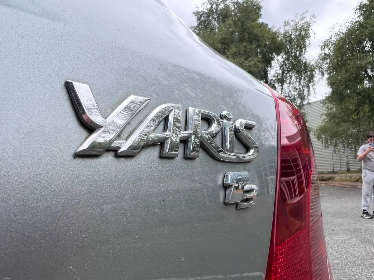 Car - Image 4