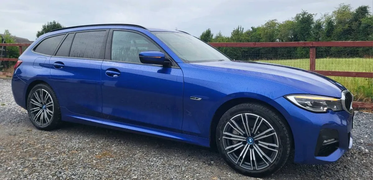 BMW 330E PHEV ESTATE M SPORT. 2022 €19950 - Image 2
