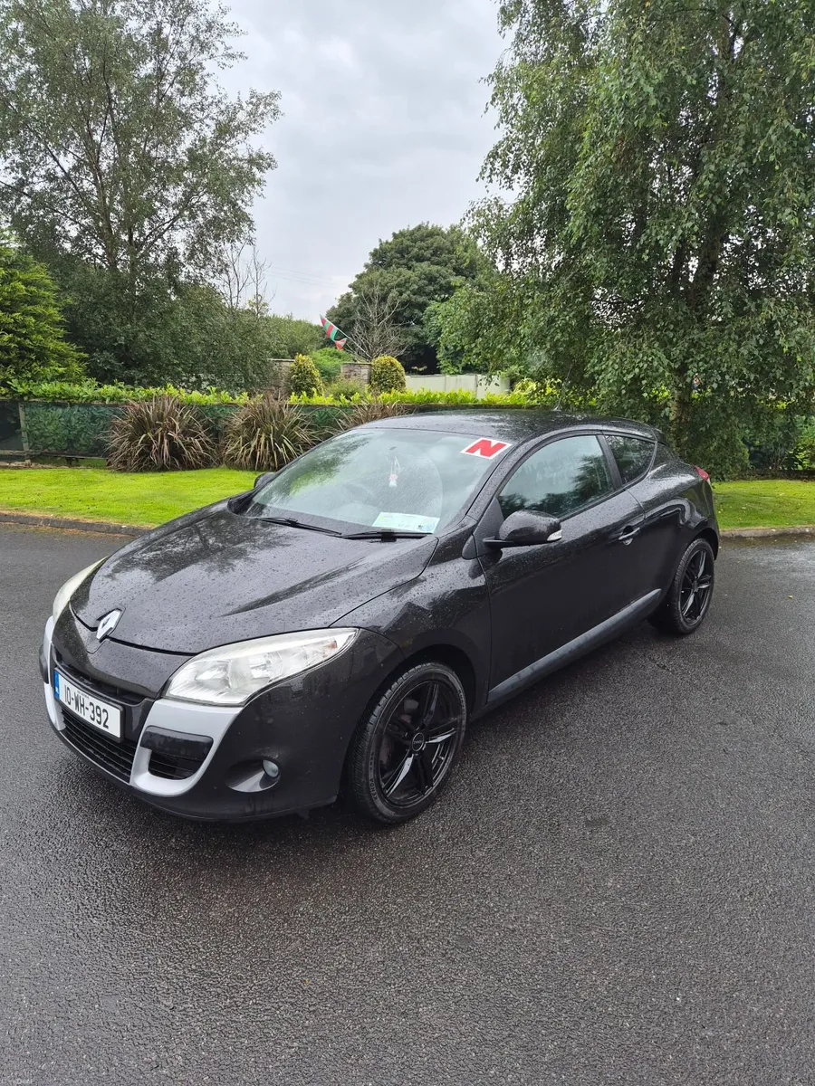 Renault Megane 2010 - Image 1