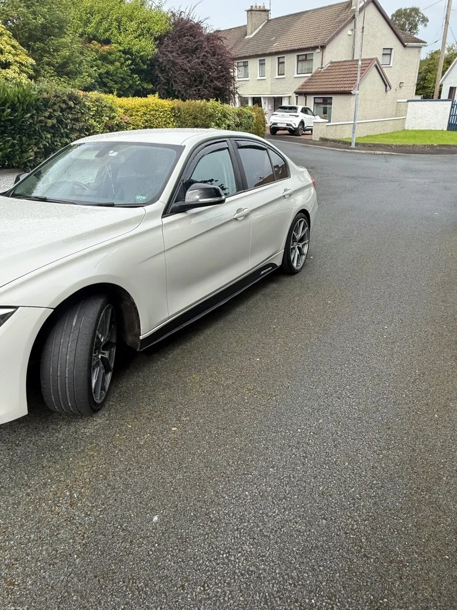 BMW 3-Series 2014 - Image 6