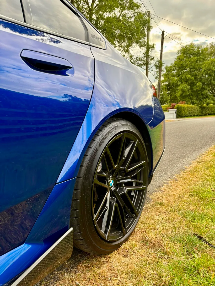 BMW M5 (Carbon Pack only 11k kilometers ) - Image 6