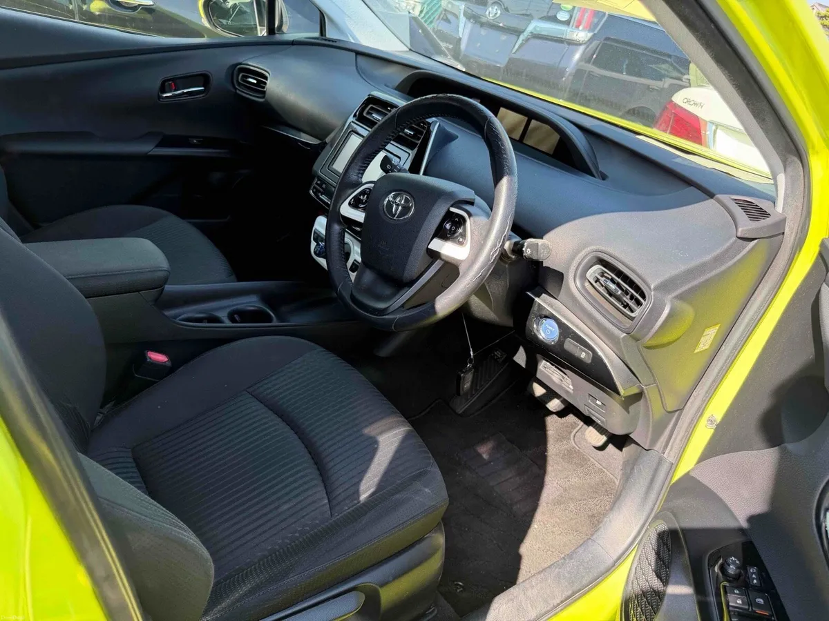 2016 Toyota Prius Hybrid 59k km arriving 29/10/26 - Image 3