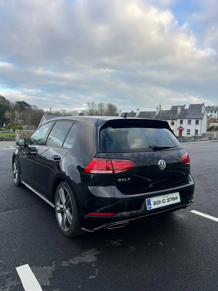 Volkswagen Golf 1.5 TSI R-Line - Image 1