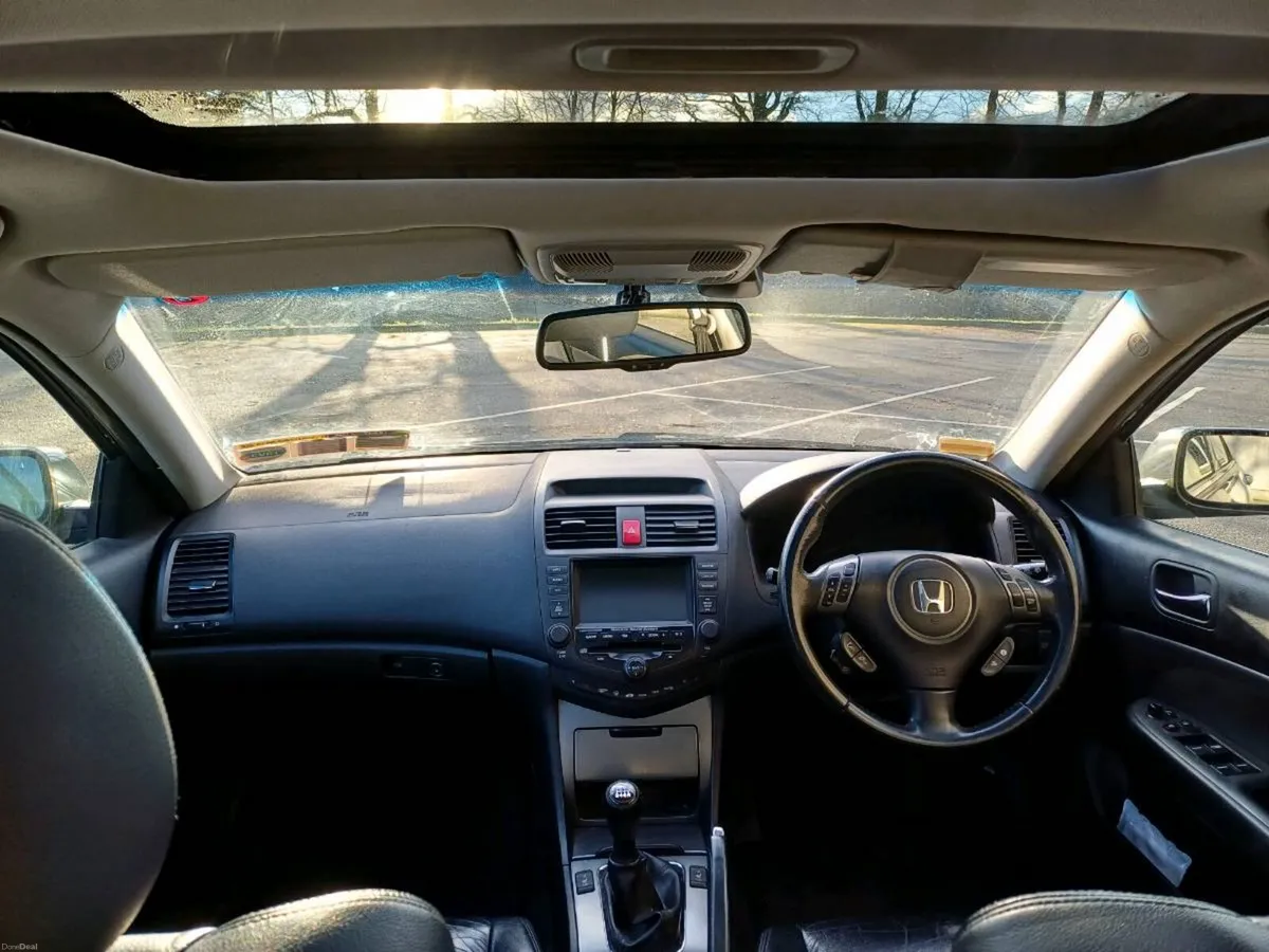 Honda accord - Image 6