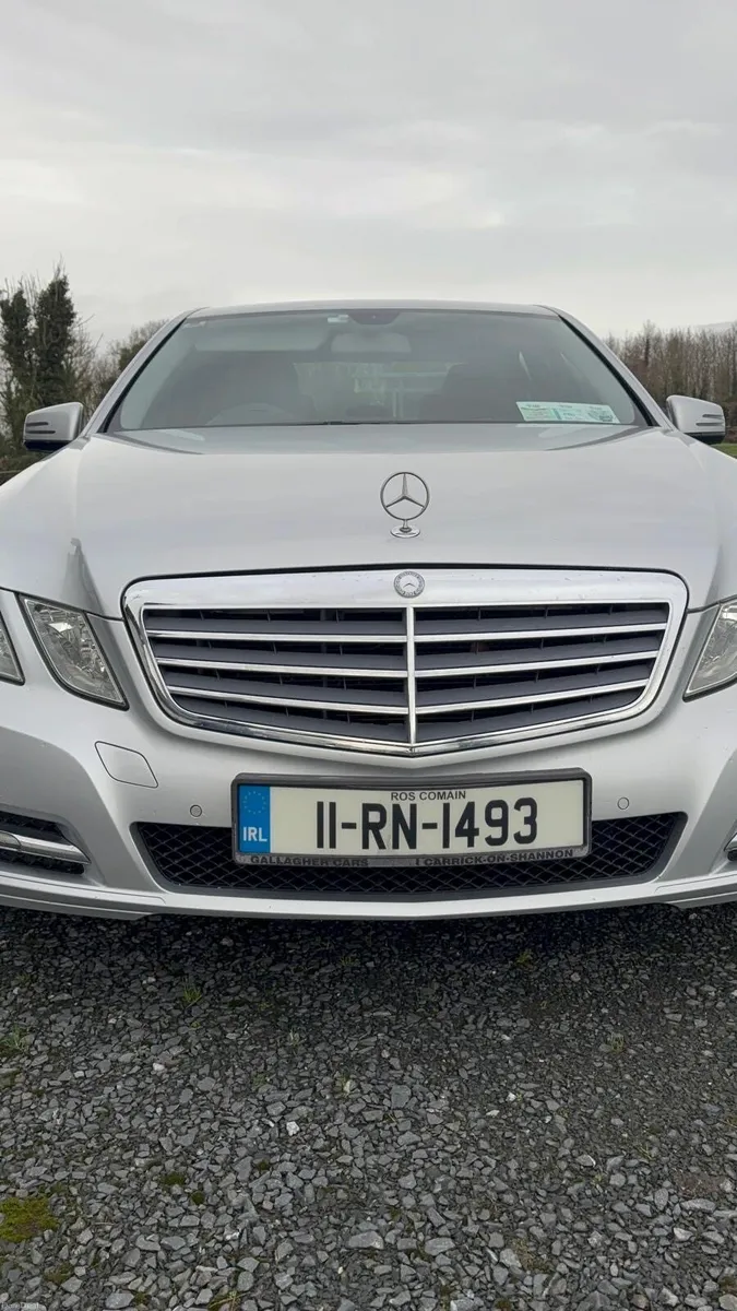 Mercedes Benz - Image 2