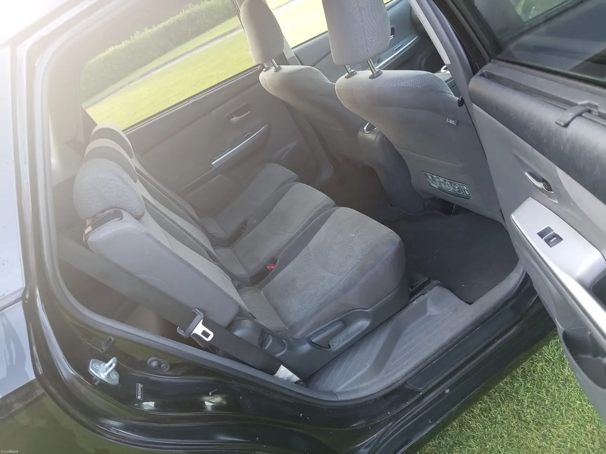 Toyota Prius 2012 - Image 3