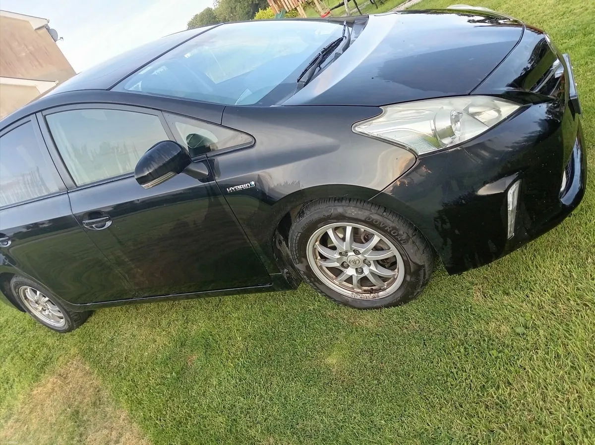 Toyota Prius 2012 - Image 6