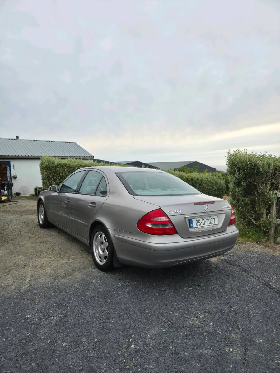 2005 Mercedes E200 Kompressor - Image 4