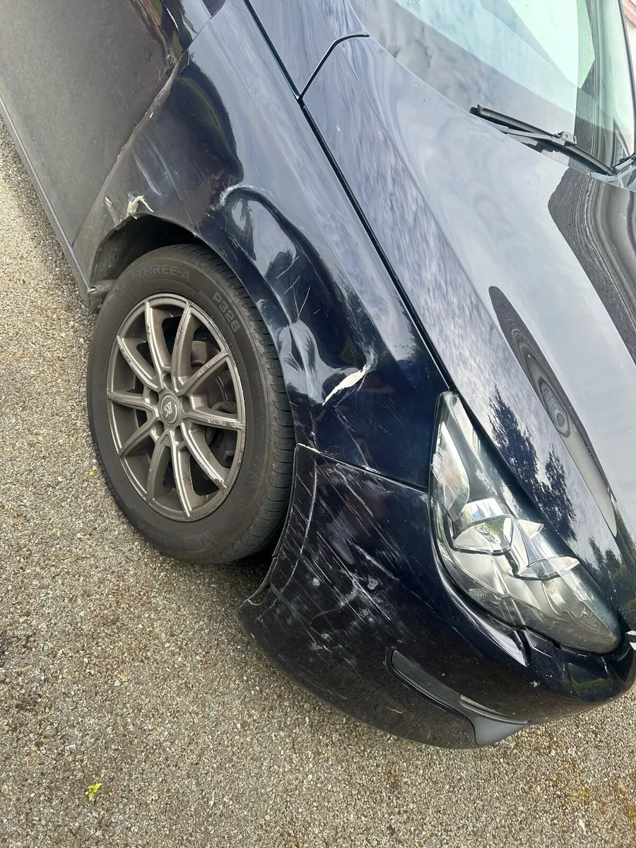 Peugeot 308 2014 - Image 2