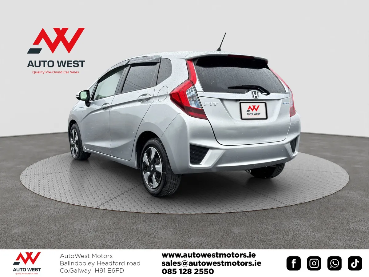 2015 Honda Fit 1.5  Self Charging Hybrid - Image 5