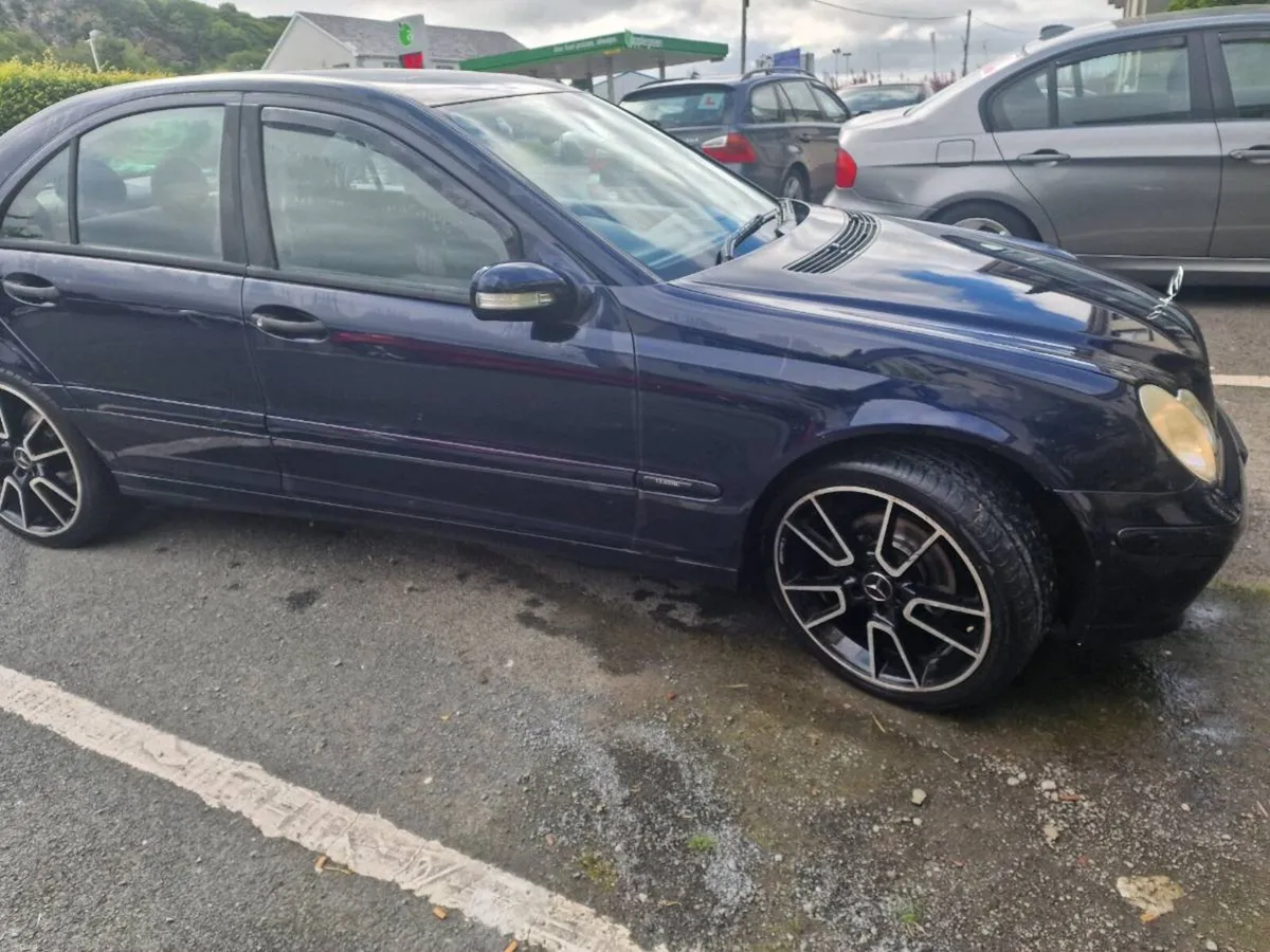 Mercedes Benz c180 - Image 4