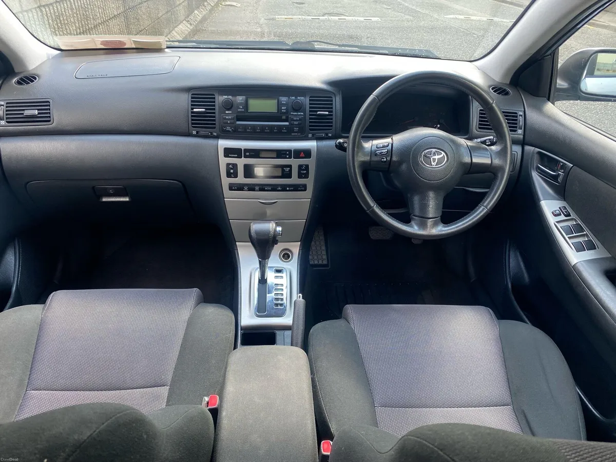 Toyota Corolla // 1.6 Automatic - Image 4