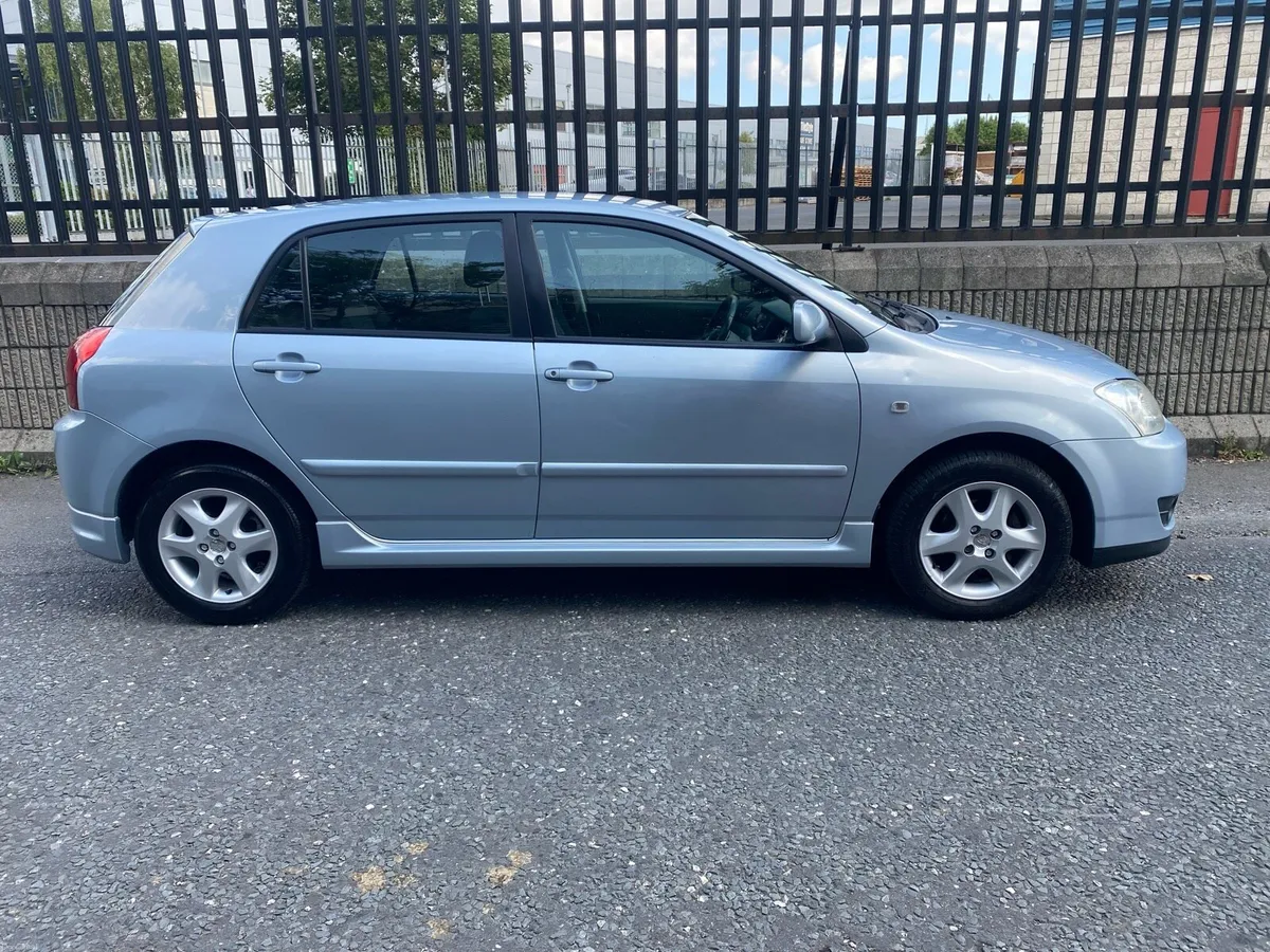 Toyota Corolla // 1.6 Automatic - Image 5