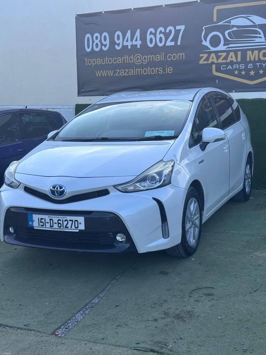 Toyota Prius 2015 - Image 2