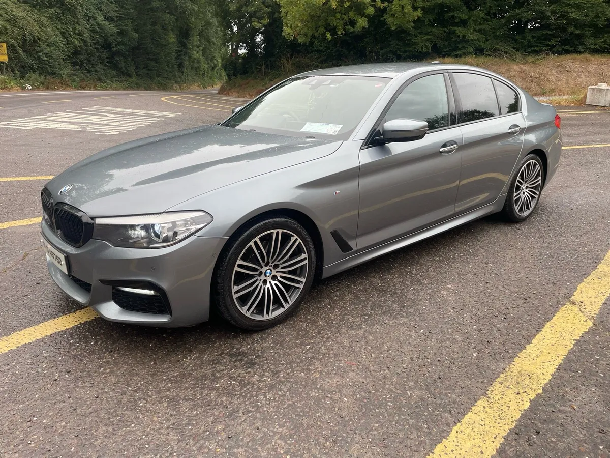 2017 BMW 520 Msport - Image 2