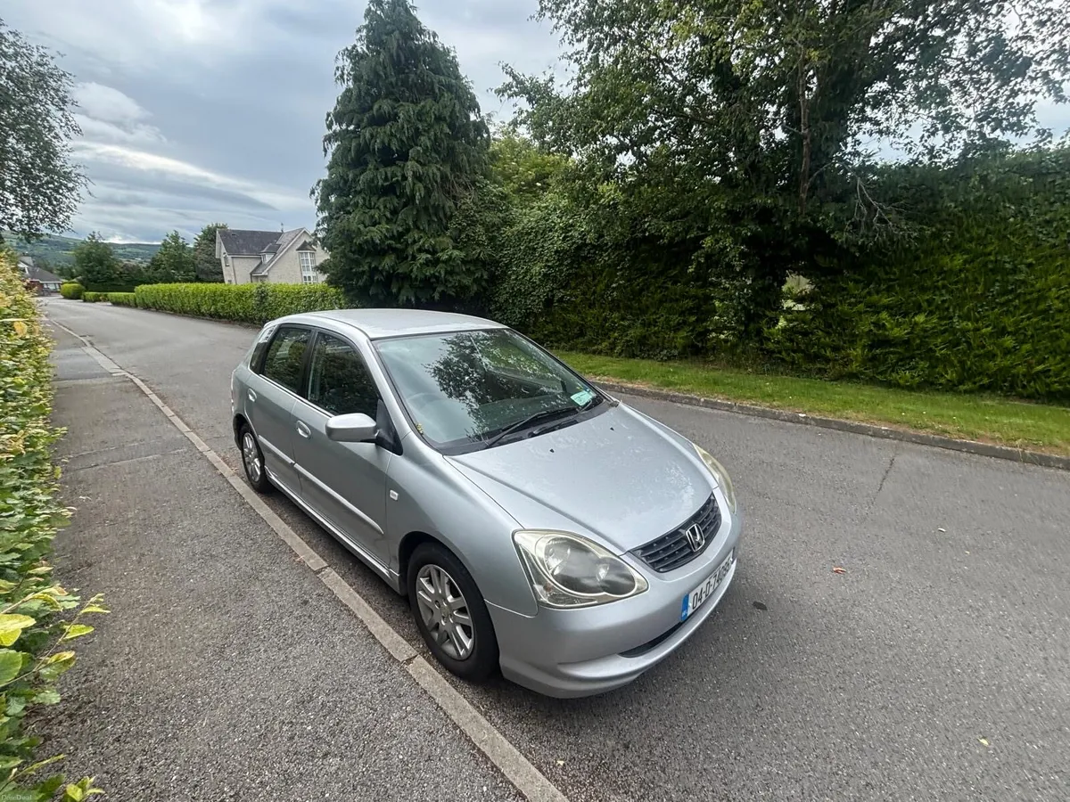 2004 Civic 1.3 LOW MILES !! NCT 08/27 !! 1 OWNER ! - Image 2