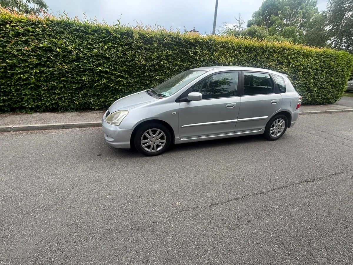 2004 Civic 1.3 LOW MILES !! NCT 08/27 !! 1 OWNER ! - Image 4