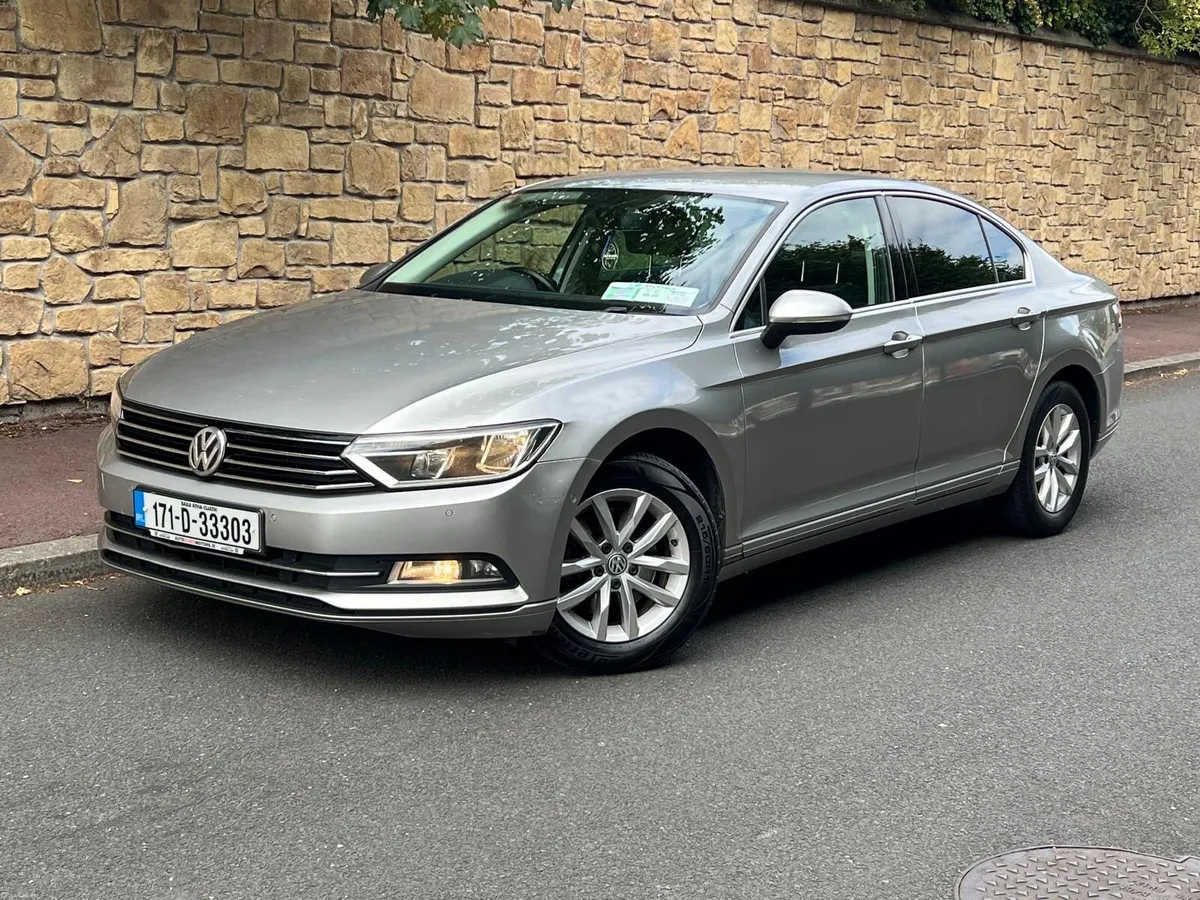 171 VW PASSAT 1.6 DIESEL SAT NAV - Image 1