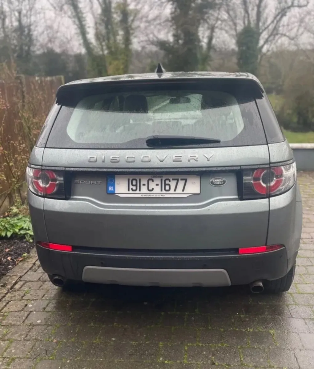 Land Rover Discovery Sport 2019 - Image 6