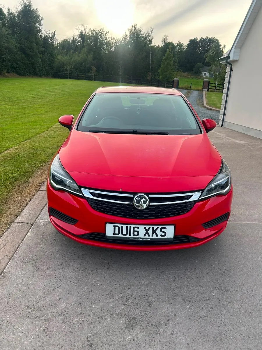 Vauxhall Astra 2016 - Image 1