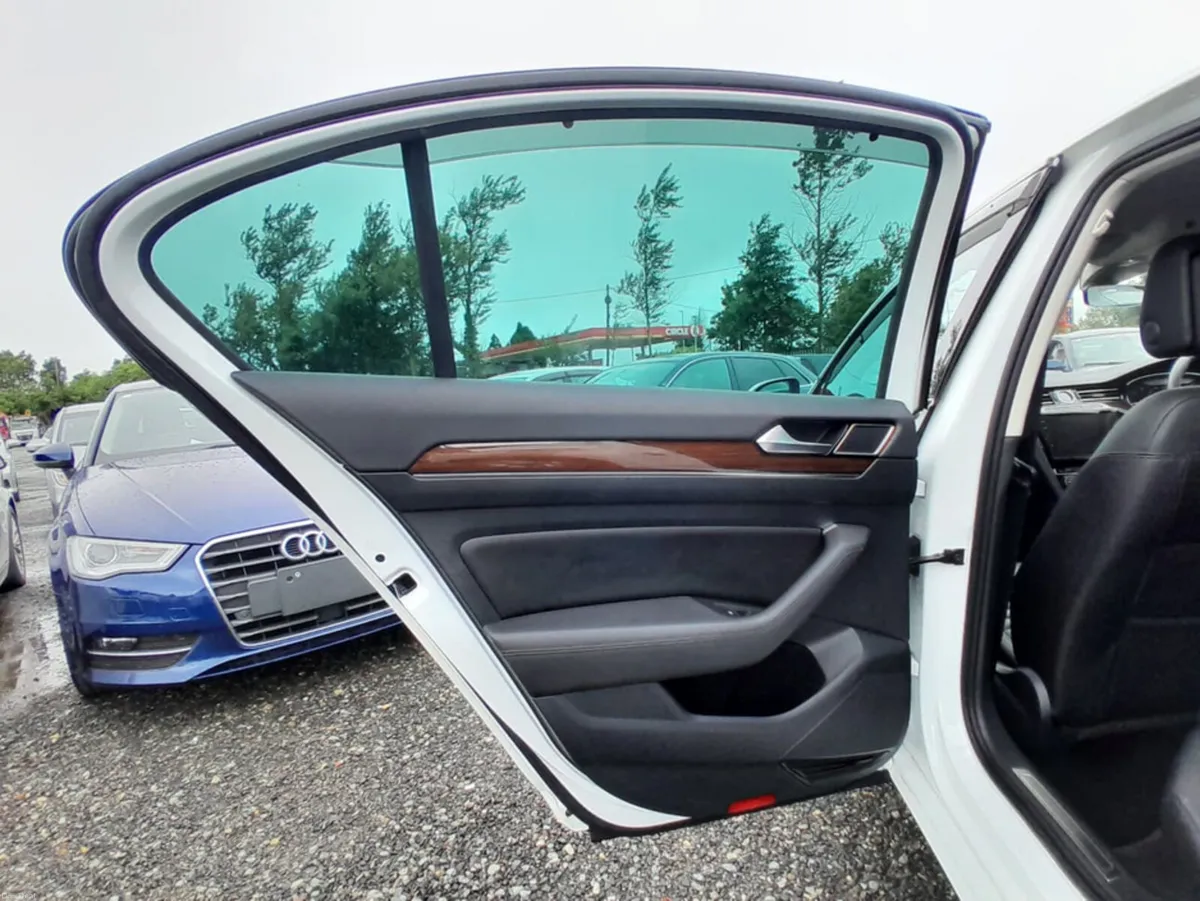 Volkswagen Passat 2.0L Diesel Automatic 4D TDI HIG - Image 5
