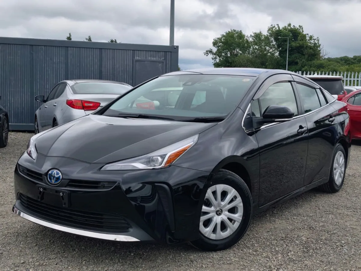Toyota Prius 1.8L Petrol Hybrid Automatic (3937) - Image 3