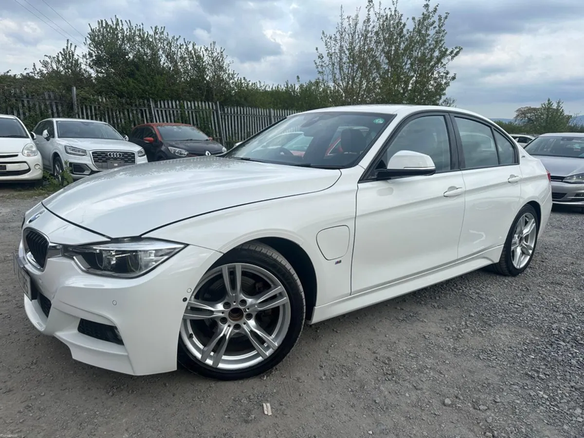 BMW 3-Series M-SPORT 2.0L Petrol Automatic LOW Mil - Image 3