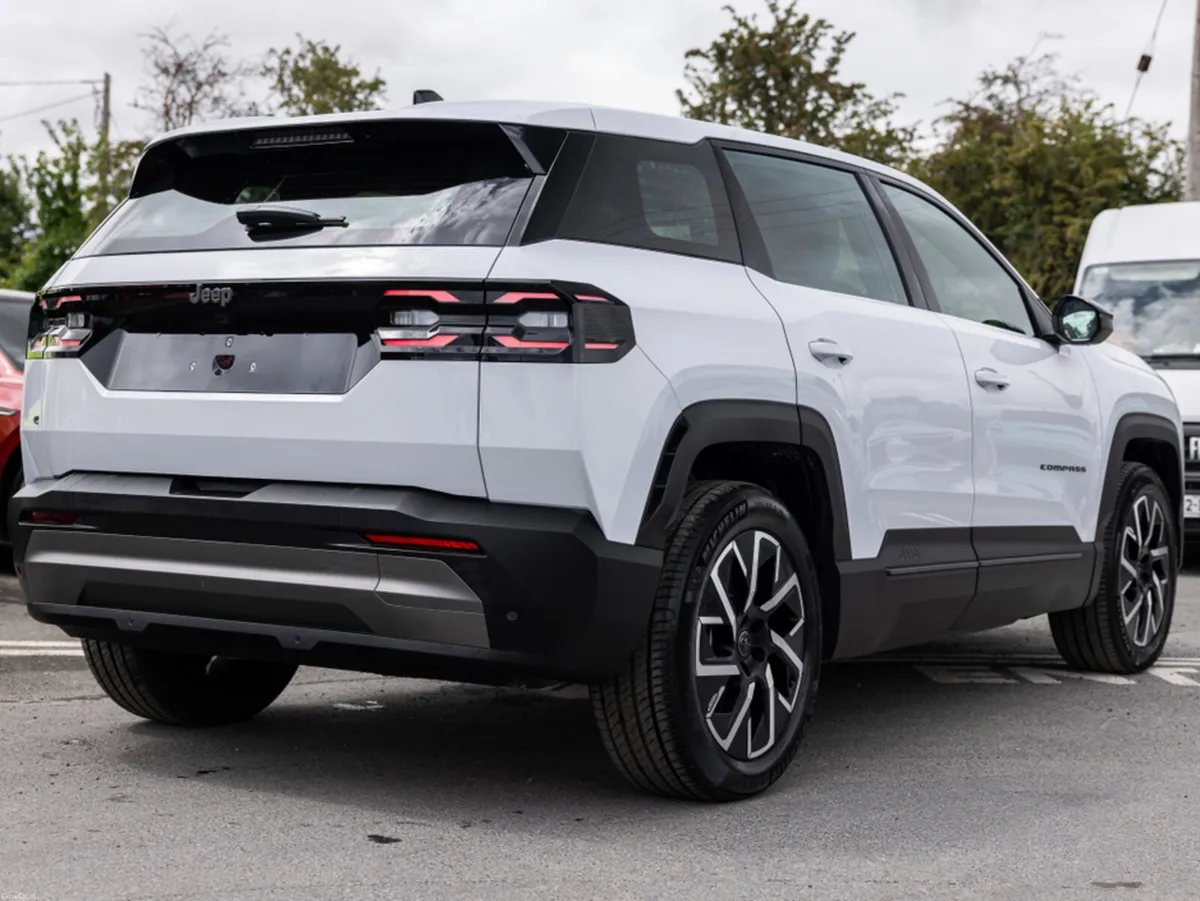 Jeep Compass Altitude - Image 4