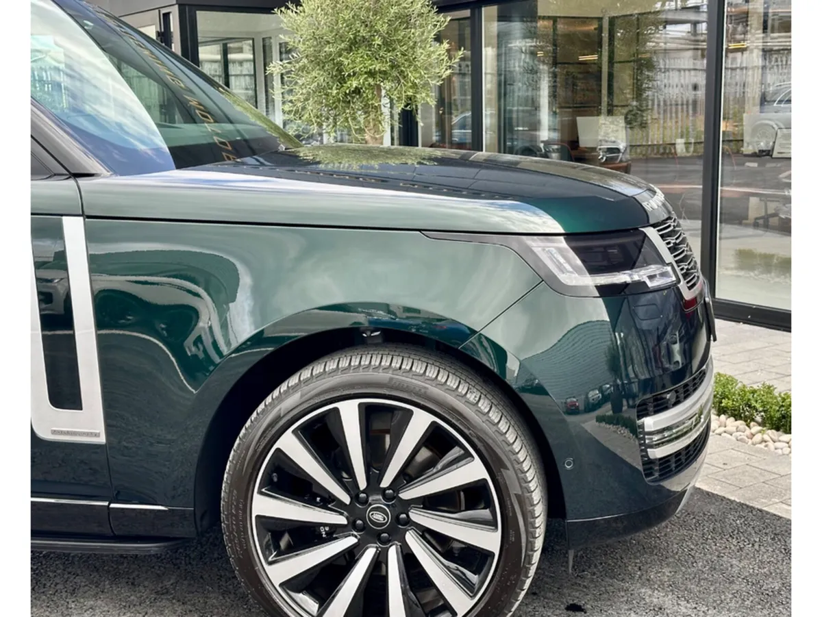 Land Rover Range Rover 3.0 P460E AUTOBIOGRAPHY - Image 6