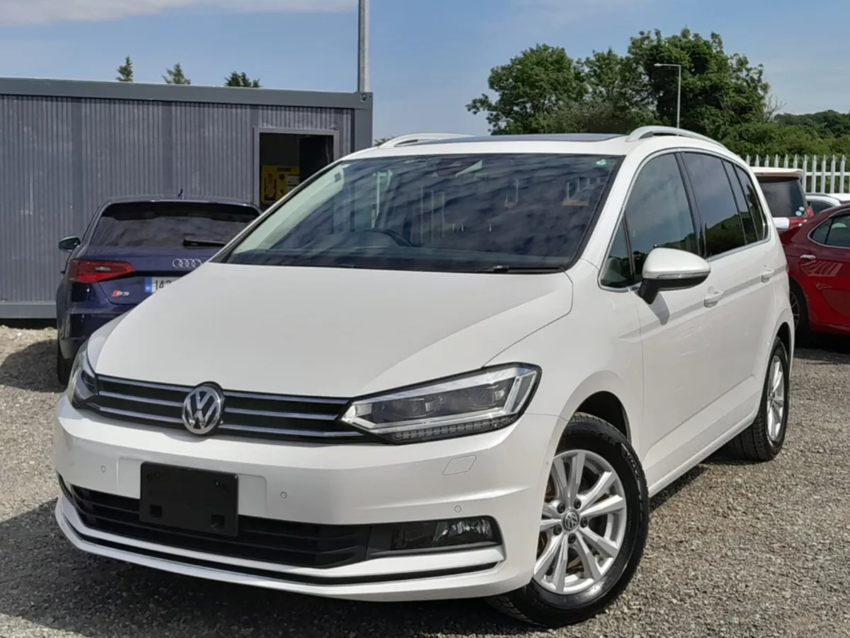 Volkswagen Touran TDI PREMIUM 2.0L Diesel Automati - Image 3