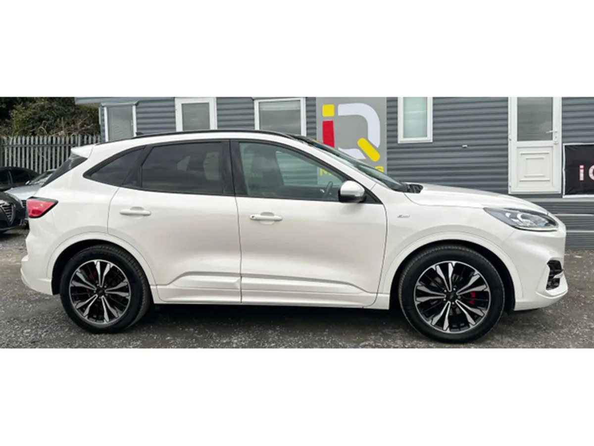 Ford Kuga ST-LINE X EDITION - Low mileage - Image 3