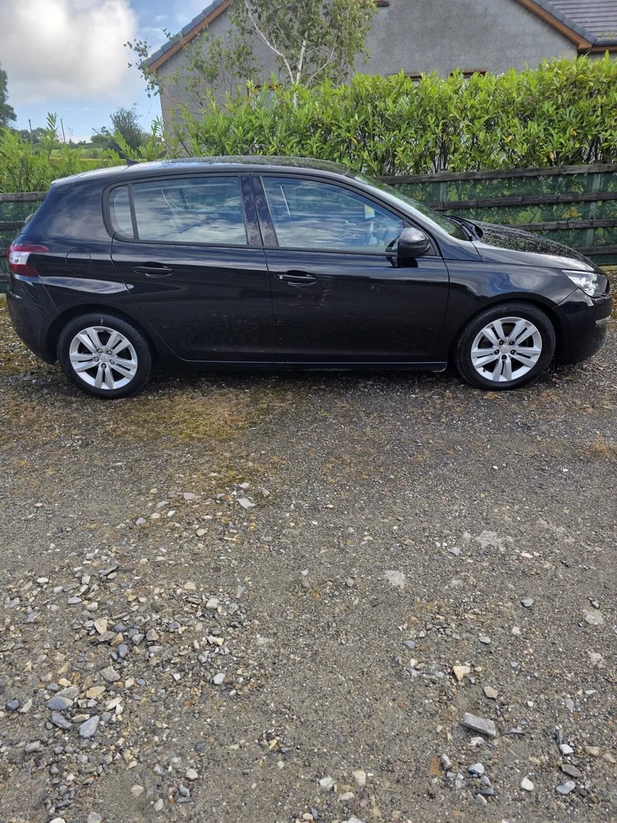Peugeot 308 - Image 3