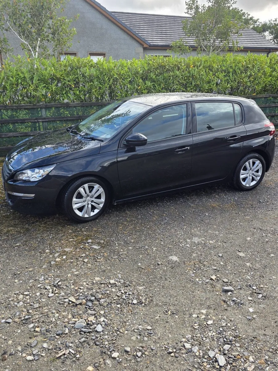 Peugeot 308 - Image 4