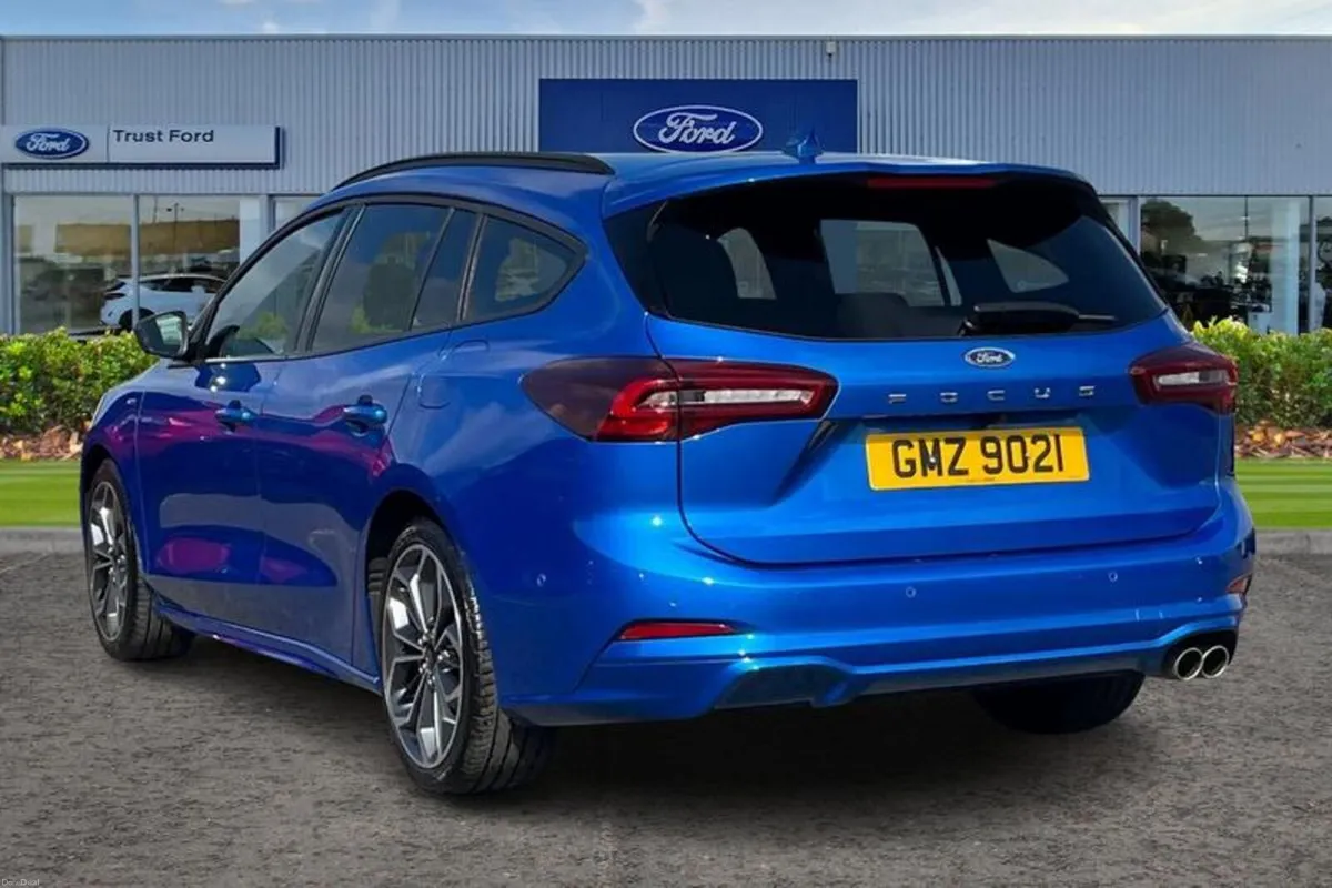 Ford Focus ST-Line X - Image 2