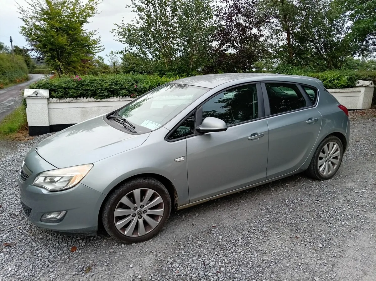 2011 Opel Astra 1.3 diesel new nct - Image 2