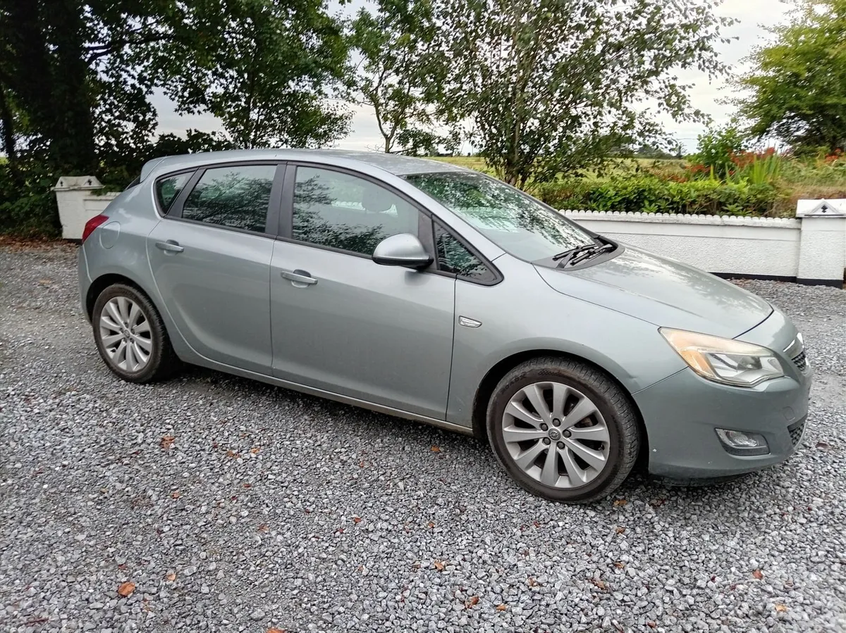 2011 Opel Astra 1.3 diesel new nct - Image 4