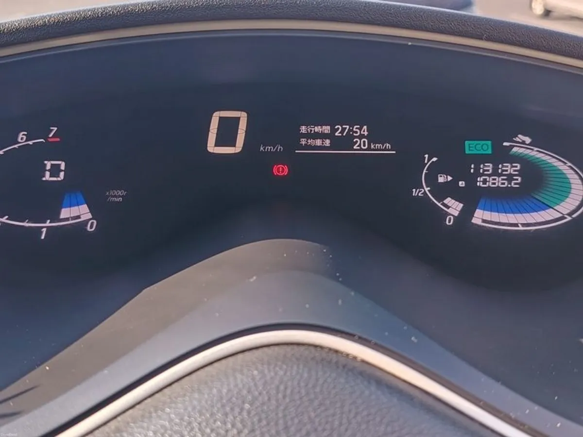 Nissan Serena Highway Star 2013 S-Hybrid - Image 6