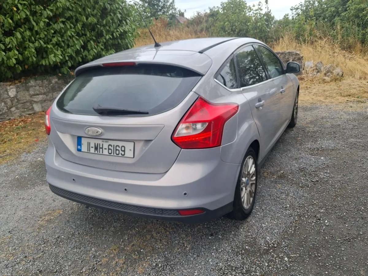 2011 Ford Focus Titanium, new nct 10/27 - Image 6