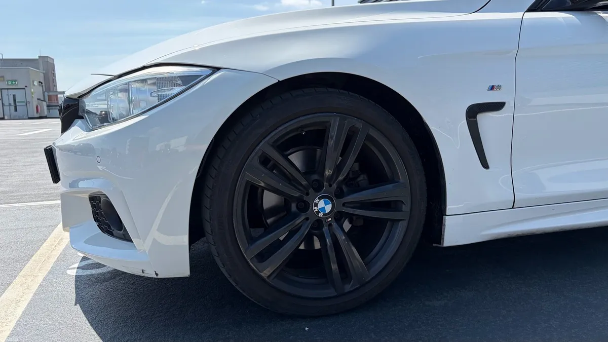 BMW 4-Series 2015 - Image 4