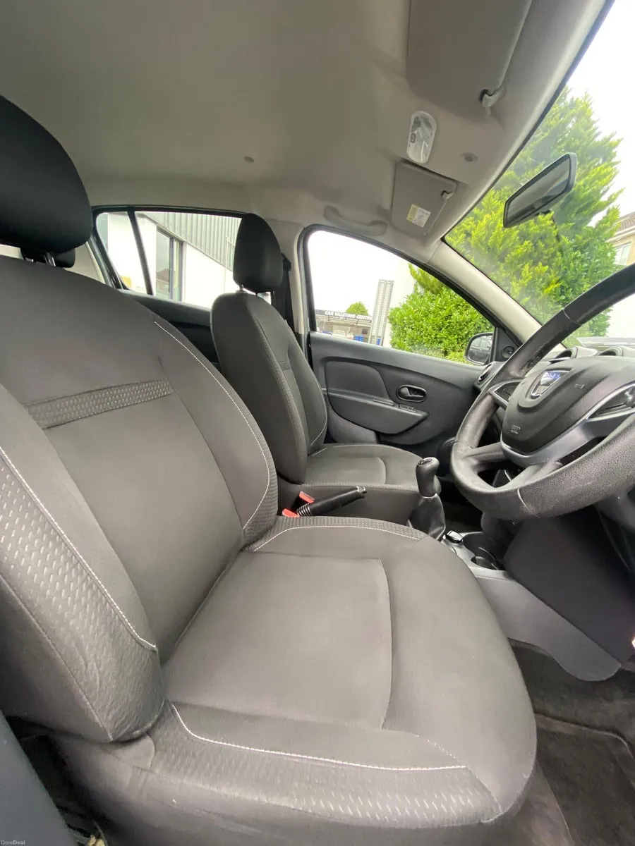 Dacia Sandero 2018 1.2 - Image 4