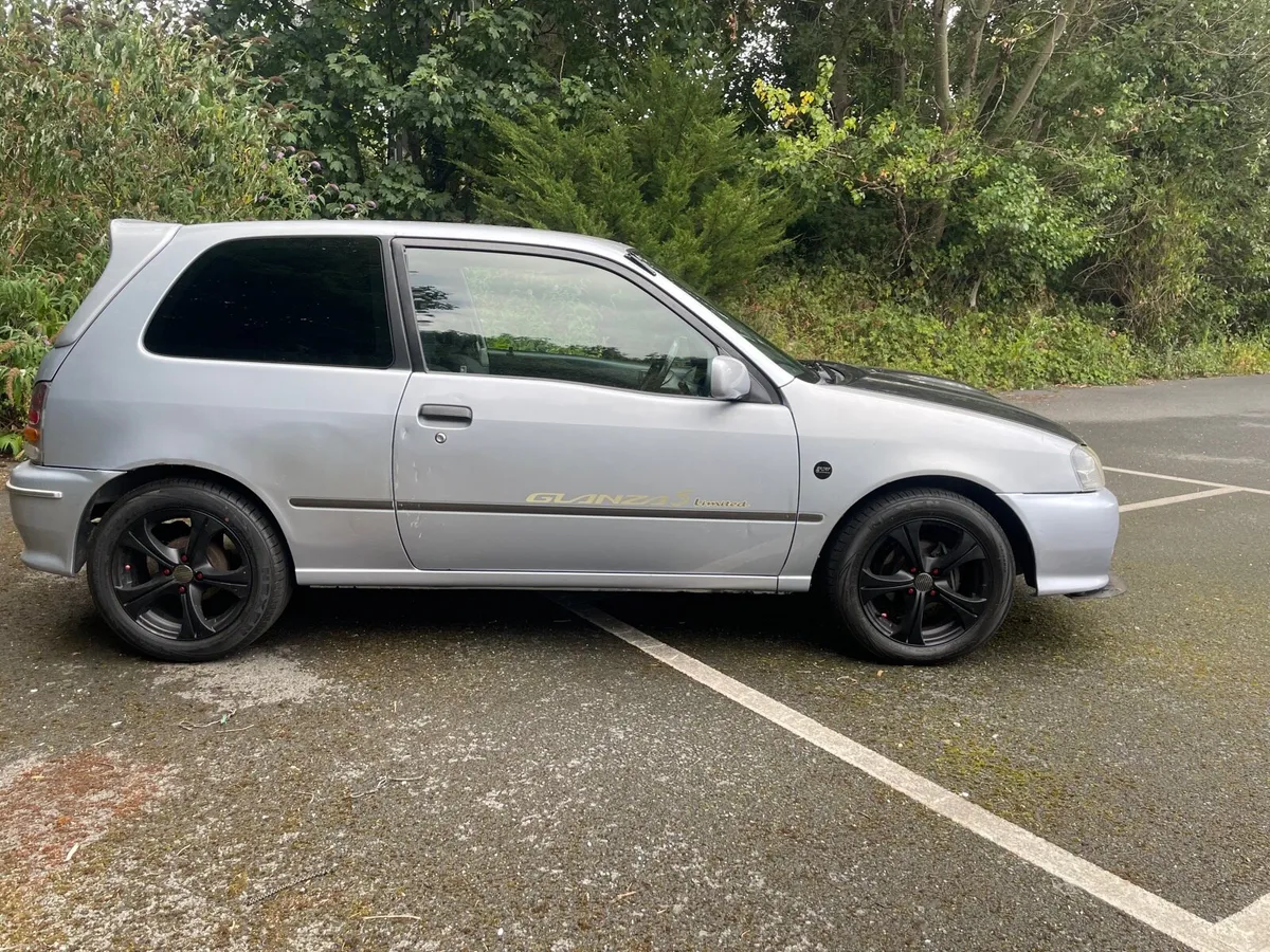 Toyota Starlet 1998 - Image 5