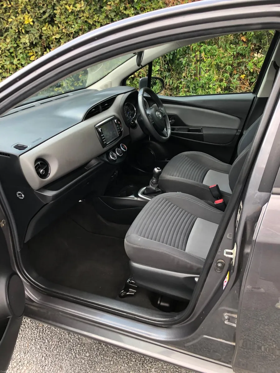 Toyota Yaris 2018 - Image 6