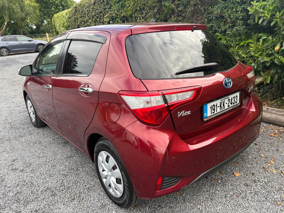 Toyota Vitz 2019 Hybrid - Image 4