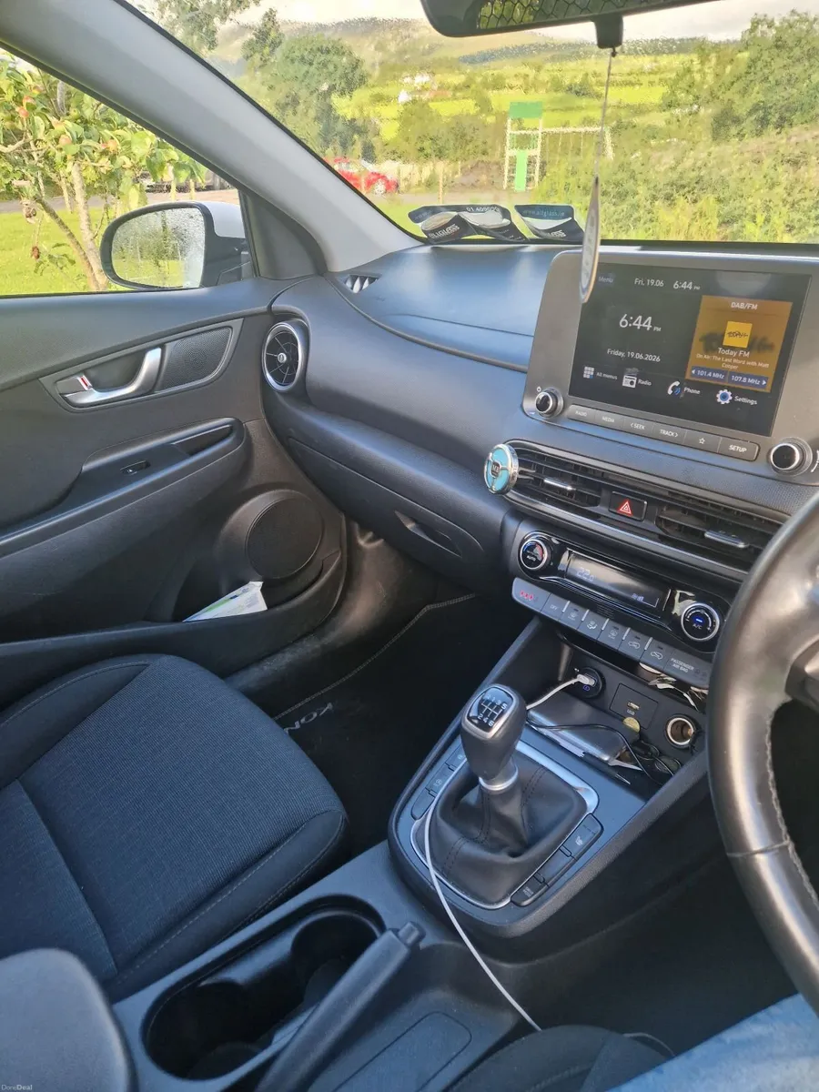 Hyundai KONA 2021 - Image 2