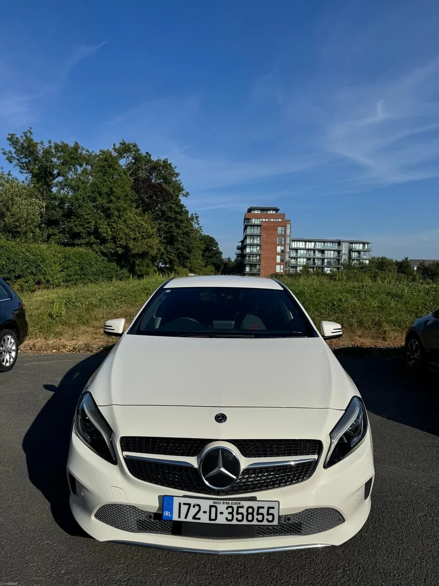 MERCEDES BENZ A180 - Image 2
